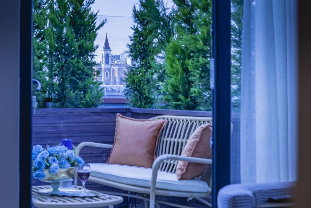 The Sacred Port Aparthotel Istanbul Exterior photo